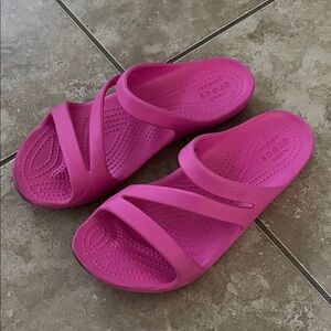 CROCS Vibrant Pink Slide Sandals
